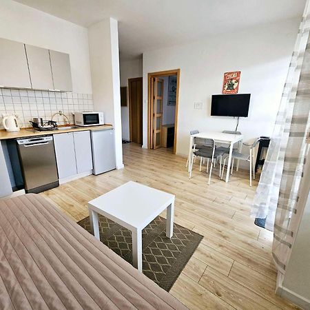 Green Kabaty Apartment 3 Warszawa Zewnętrze zdjęcie